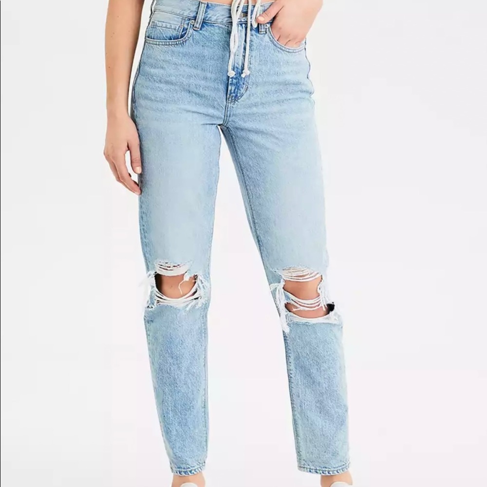 American Eagle Mom Jeans